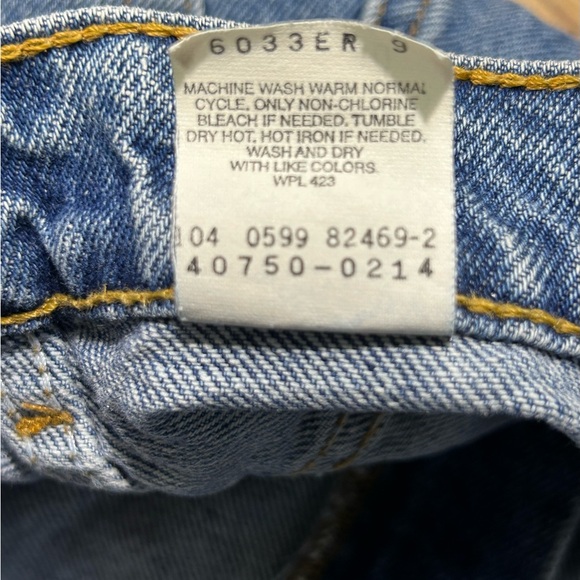 Vintage Levi’s 550 Relaxed Student Jeans High Rise Tapered 90s Y2K Red Blank Tab - Picture 6 of 11